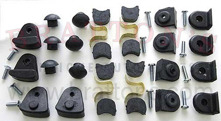 30-31 PHAETON (INSIDE FUEL VALVE) DOOR BUMPER SET